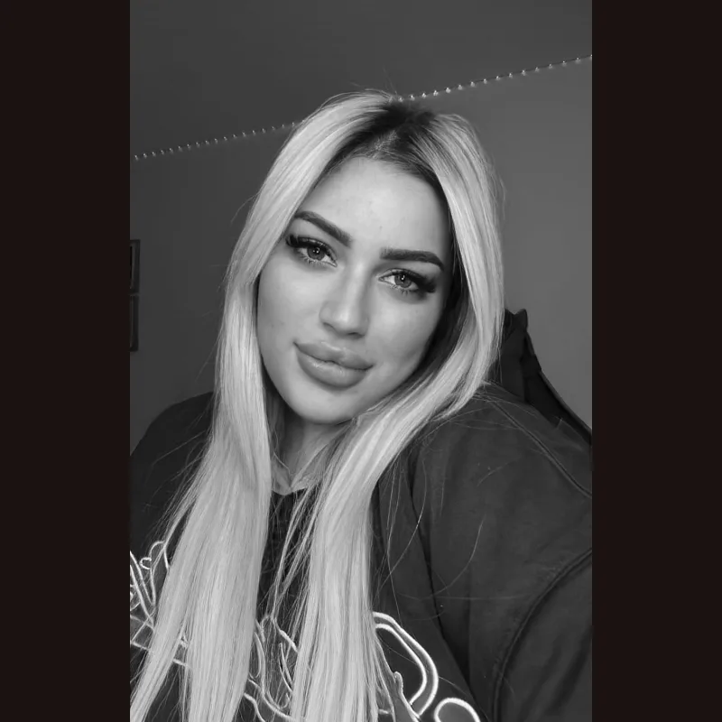 Ariel (Denyse), creator OnlyFans italiana